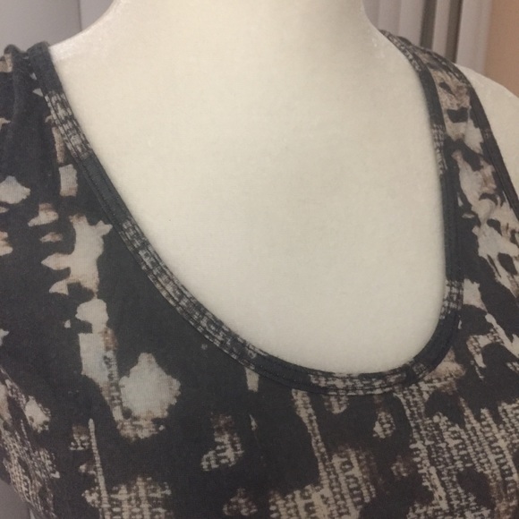 Tank top (Mossimo) - Picture 2 of 3